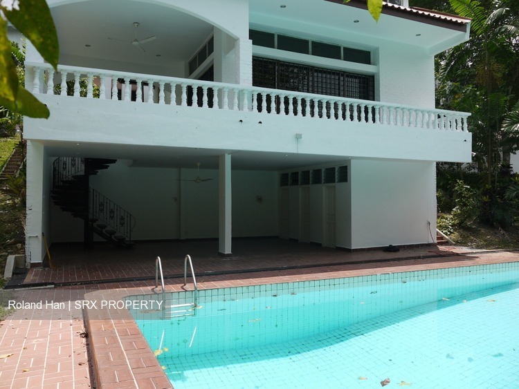 Caldecott Hill Estate thumbnail photo